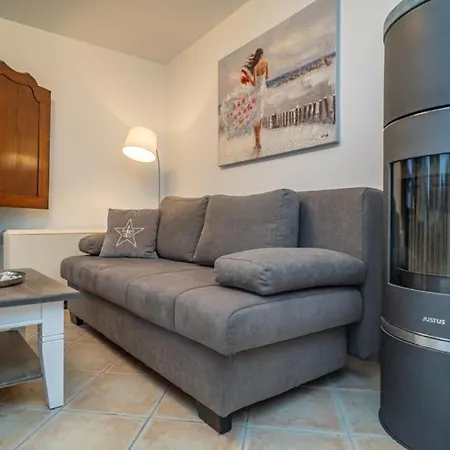 Ferienwohnung-haus-wildrose-eg